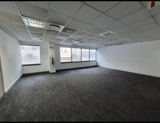 348M² OFFICE TO LET IN SANDTON CENTRAL